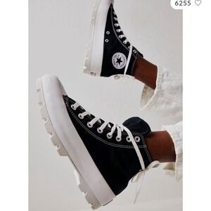 Chuck Taylor All Star Converse Lugged Hi Top Sneakers Size 9